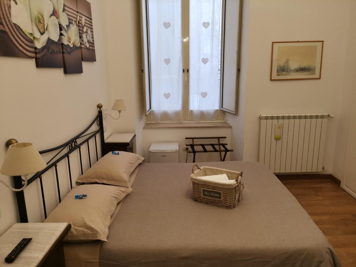 Napoli Pietrasanta Lt Bed & Breakfast Eksteriør bilde