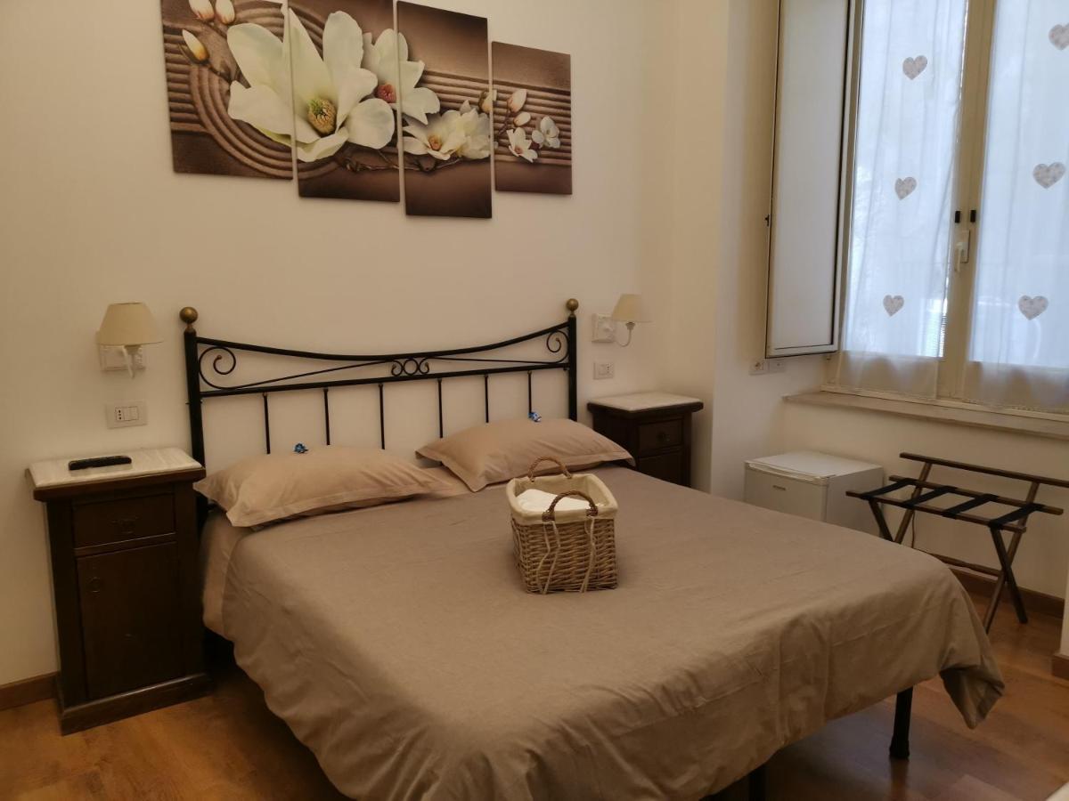 Napoli Pietrasanta Lt Bed & Breakfast Eksteriør bilde